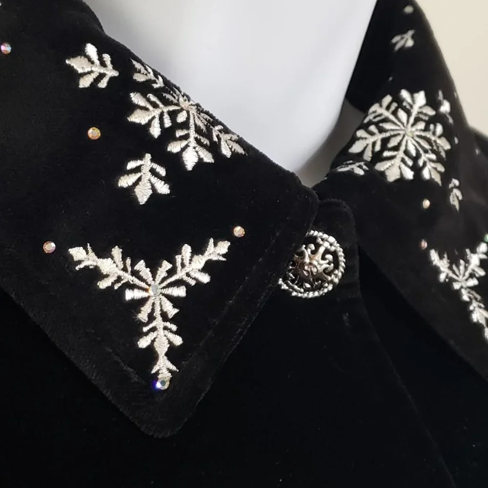 SOLD ST.JOHN SPORT Womens Bomber Jacket XS Black Velvet Embroidered Snowflake - Picture 6 of 12